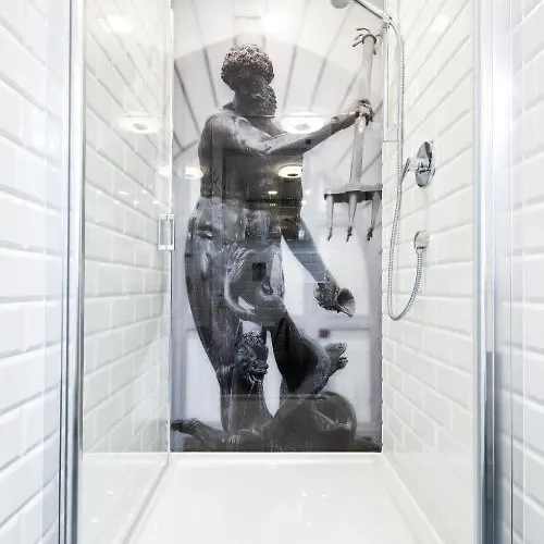 Apartmate- In The Heart Of Old Town Tartaczna Apartman *