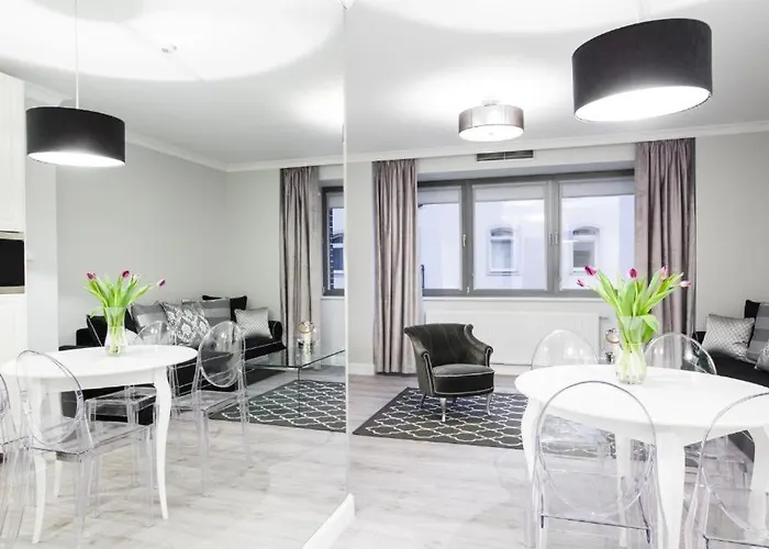 Apartmate- In The Heart Of Old Town Tartaczna Apartman