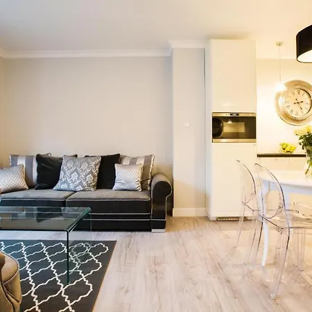 Apartmate- In The Heart Of Old Town Tartaczna Appartamento *
